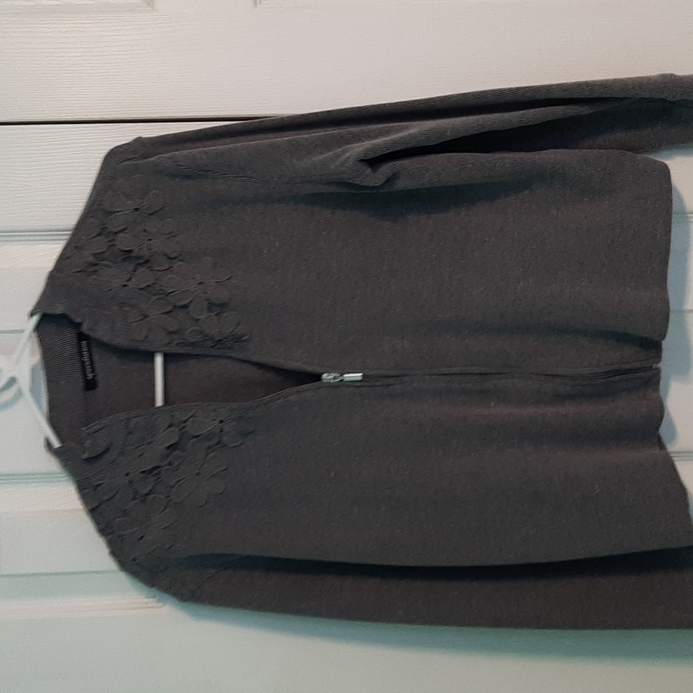 Jacket - Picture 2 of 4